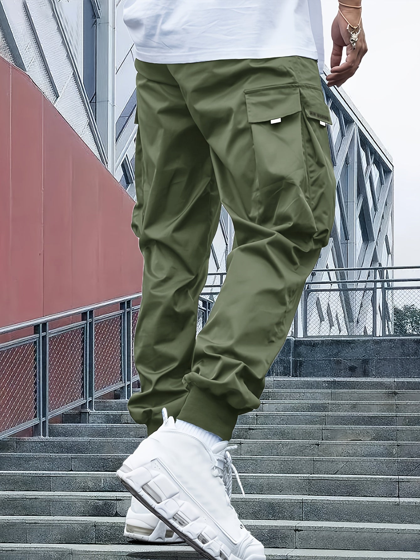 Julian | Bequeme und stylische Cargo Jogger Hose