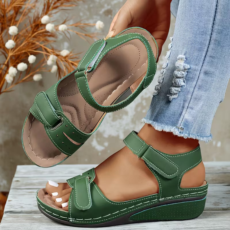 Amelia | Elegante und stilvolle Orthopädie Keilabsatz Sandalen