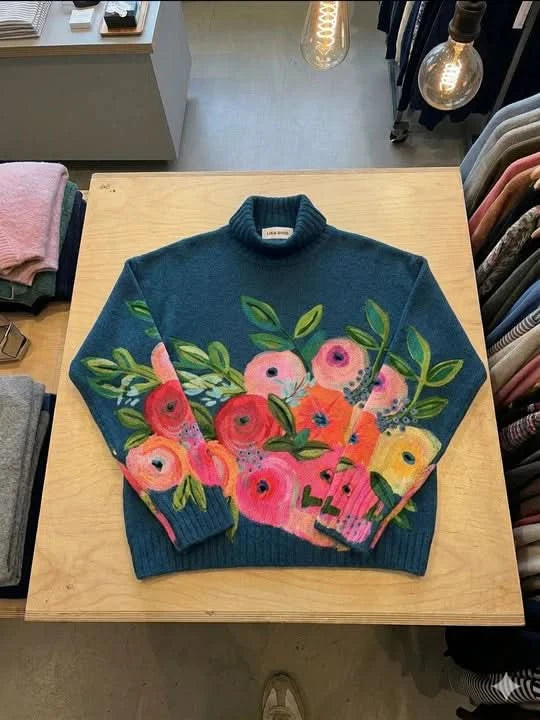Daphne | Turtleneck Jumper – Floraler Strickpullover für Frauen