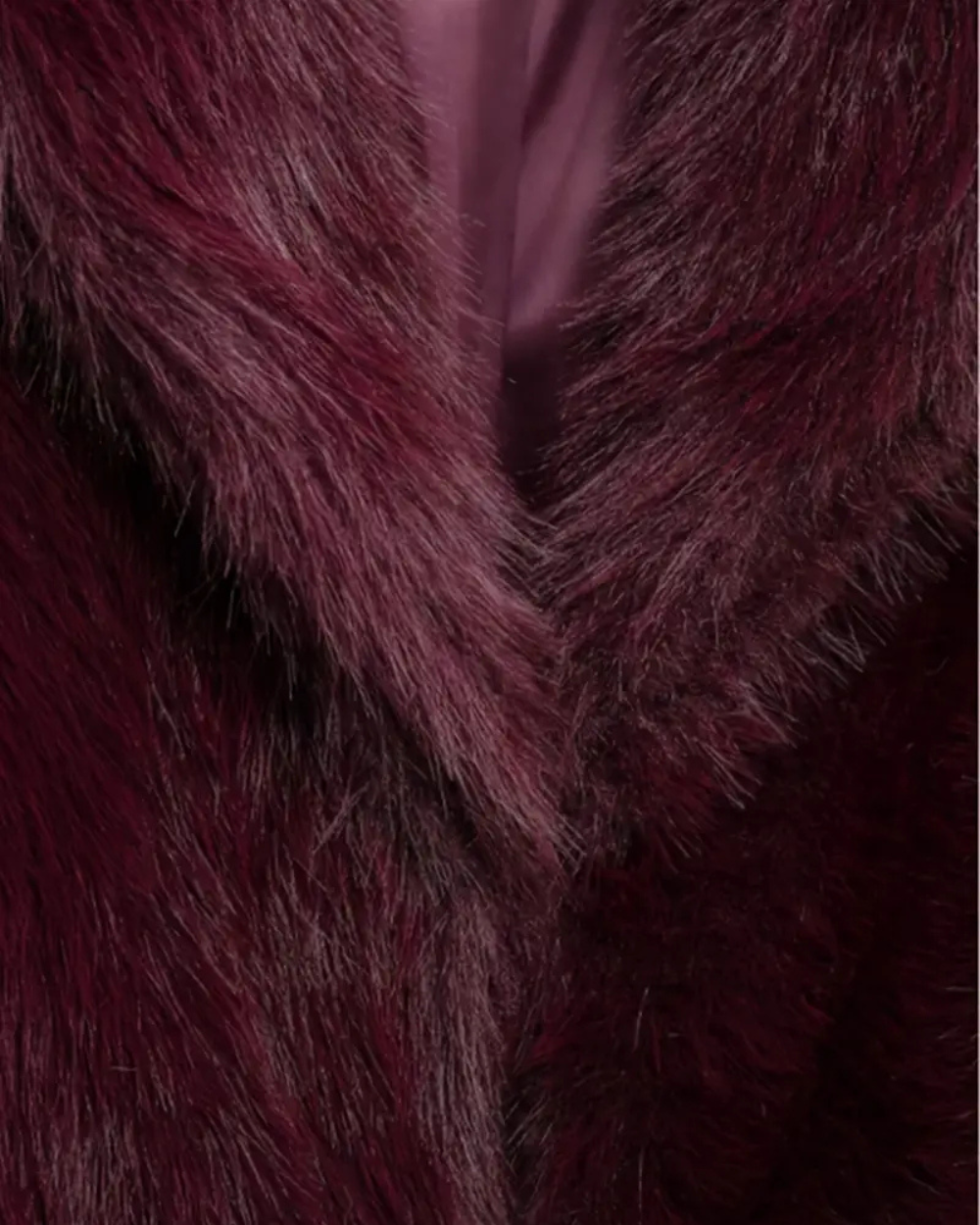 Kurz geschnittene Kunstfelljacke mit Schalkragen