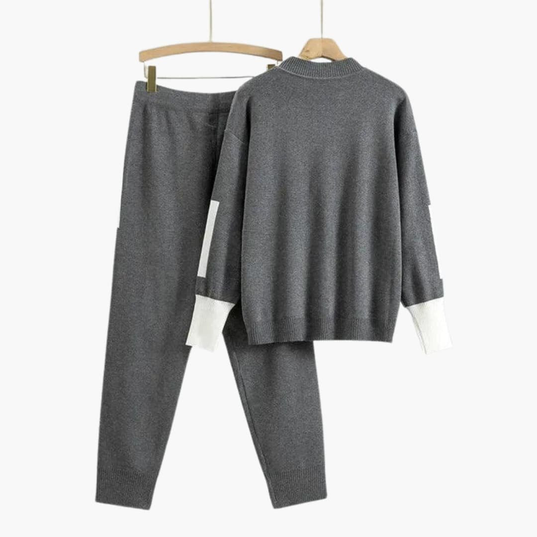 Selene | Two-Piece Sweater Set – Long Sleeves with High-Neck Collar for Women