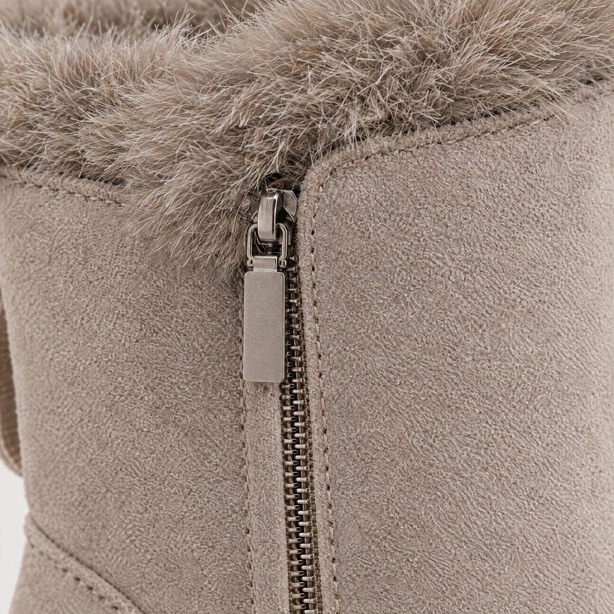 Klara | Winter Ankle Boots – Cleated Sole Style für Damen