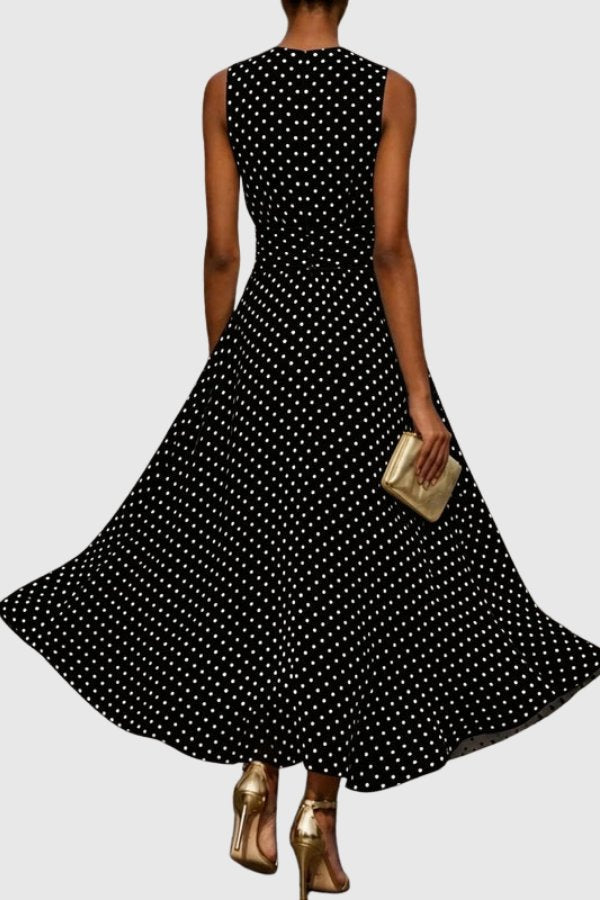 Alice | Zeitloses und elegantes ärmelloses Maxikleid mit Rüschen 3