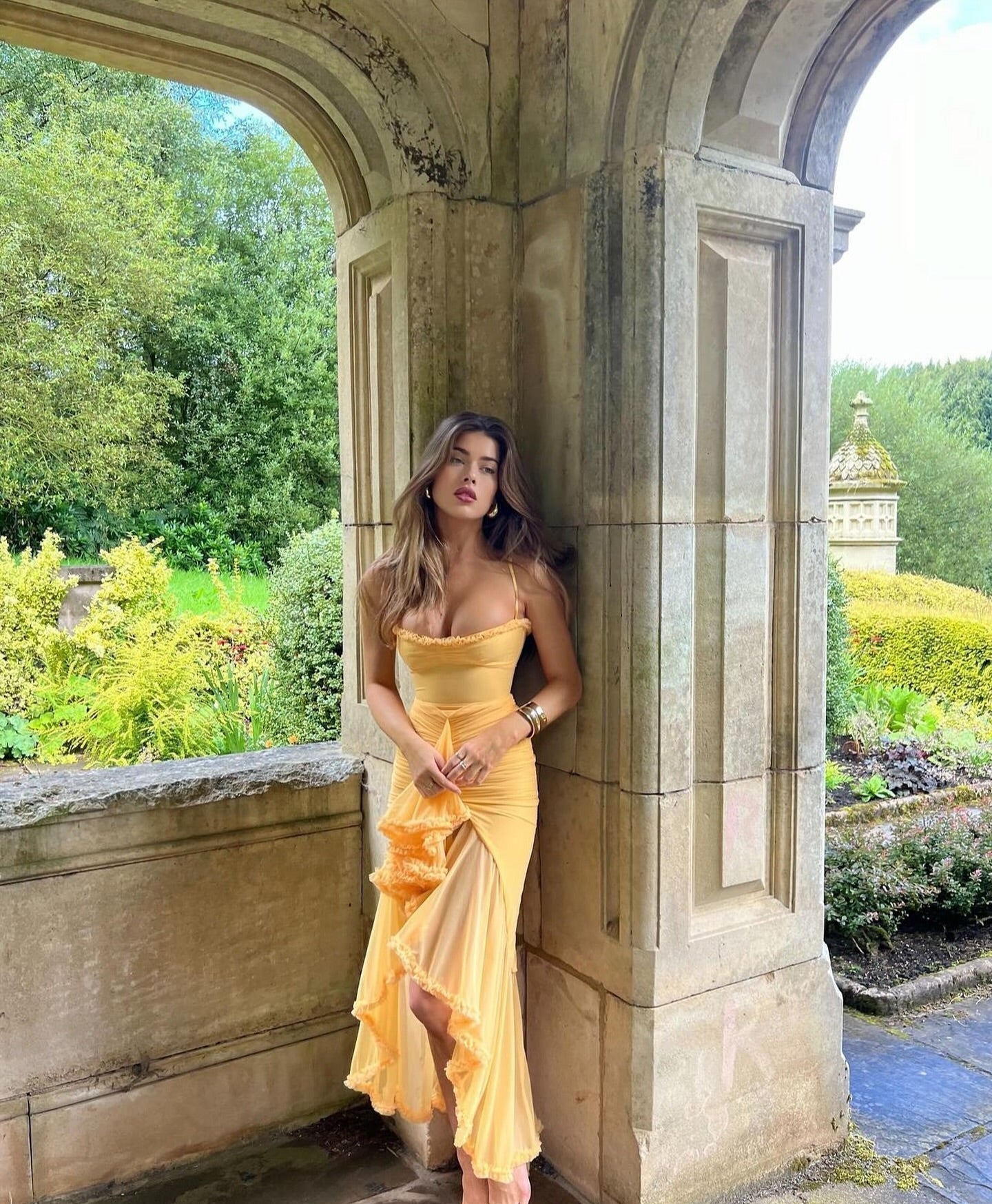 Alyssa | Hochzeitsgast Kleid Festlich Elegante Rüschen Figurbetont 7