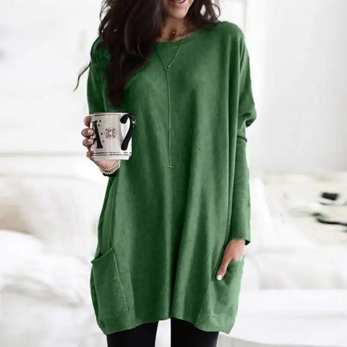 Aria | Oversized Damen-Tunika-Pullover mit langen Ärmeln und Taschen in Übergröße 2