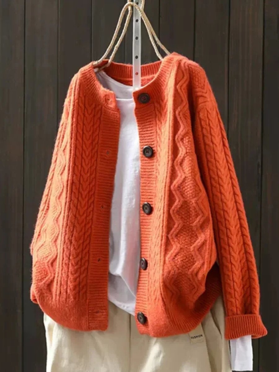 Audrey | Gemütliche und klassische Oversize-Strickjacke 4