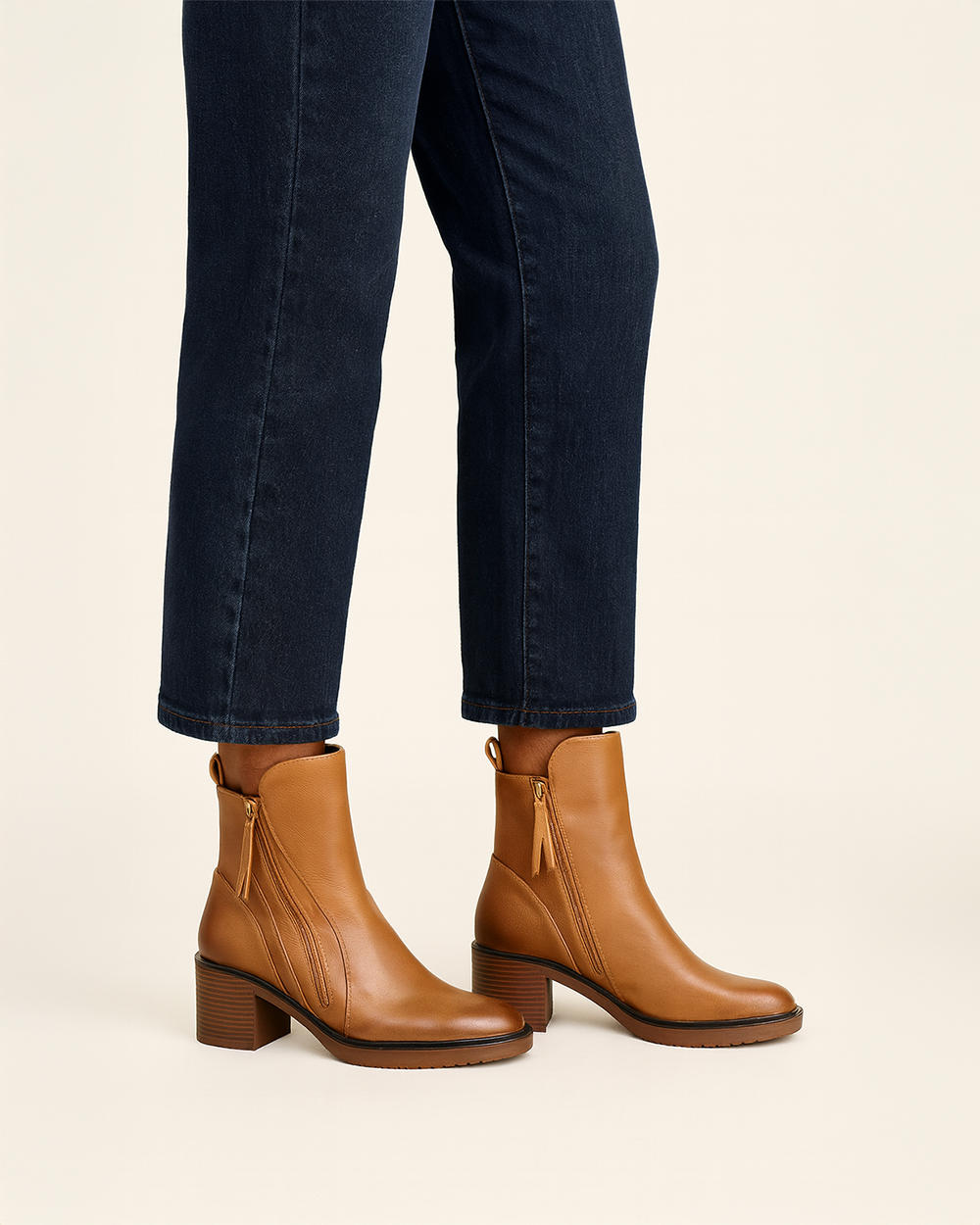 Blockabsatz Stiefeletten mit seitlichem Reißverschluss