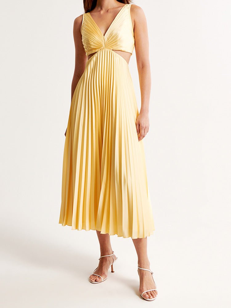 Charlotte | Schickes plissiertes Maxikleid mit Cut-Outs 2