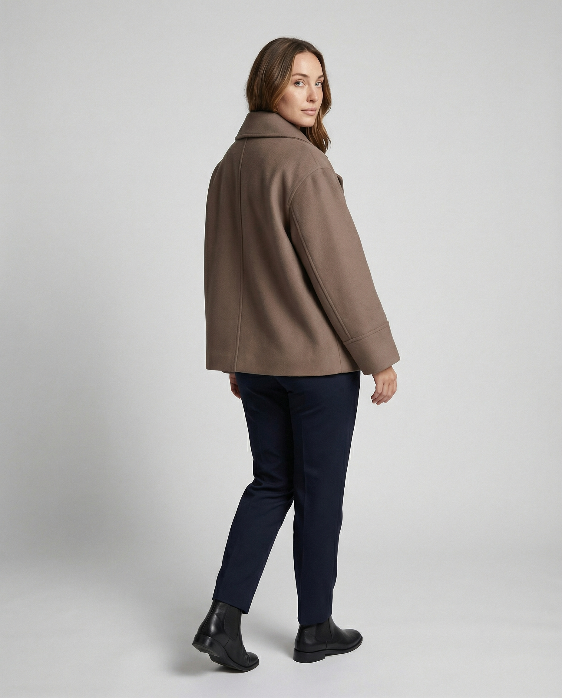 Clara | Elegante, Bequeme & Modische Damen Cropped Jacke 4