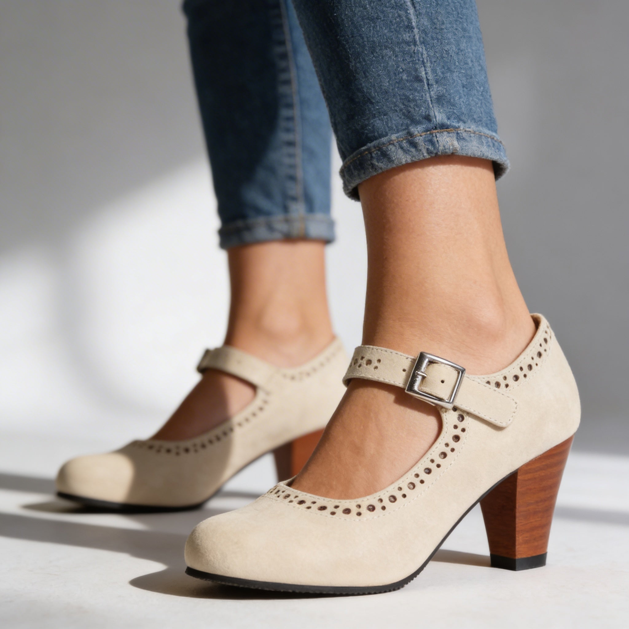 Cora | Damenpumps Blockabsatz Elegant Vintage Stil Komfortabel 7