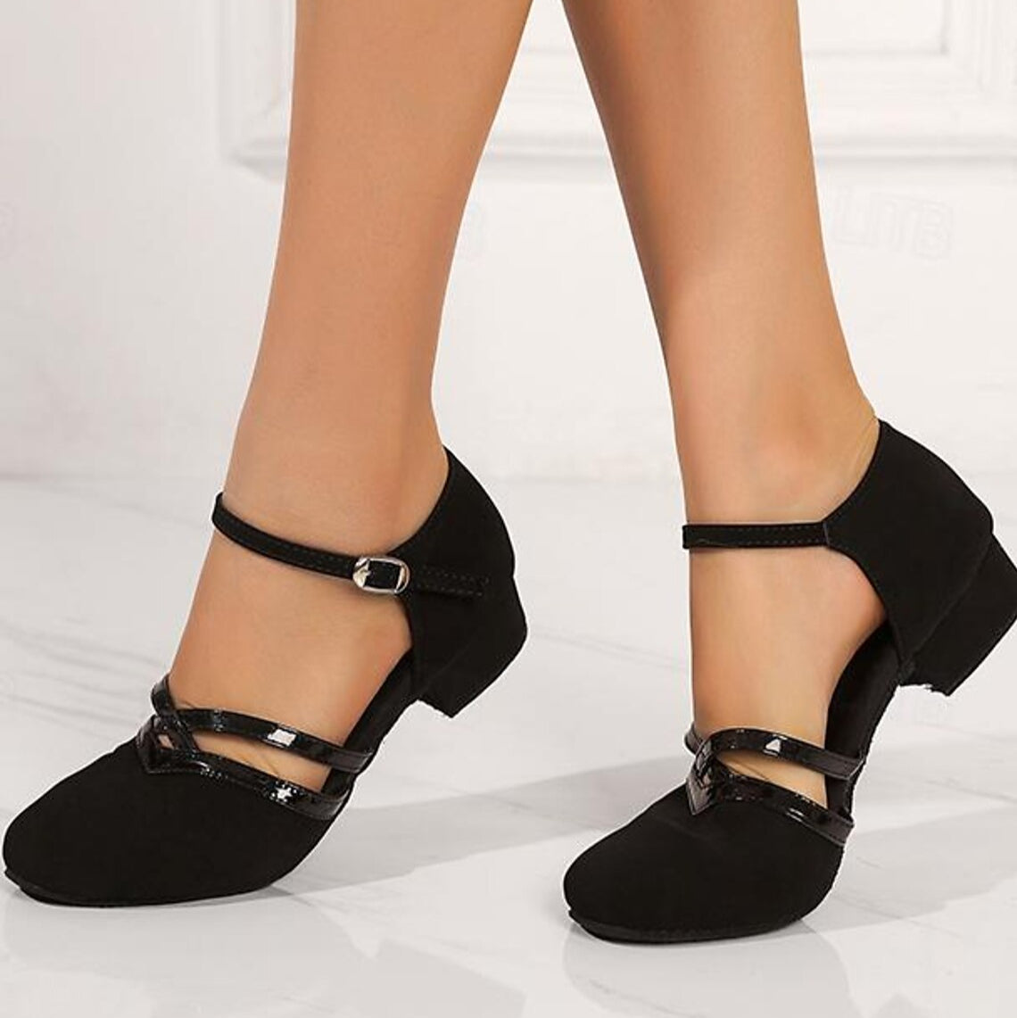 Elira | Elegante und flexible Tanzschuhe 1