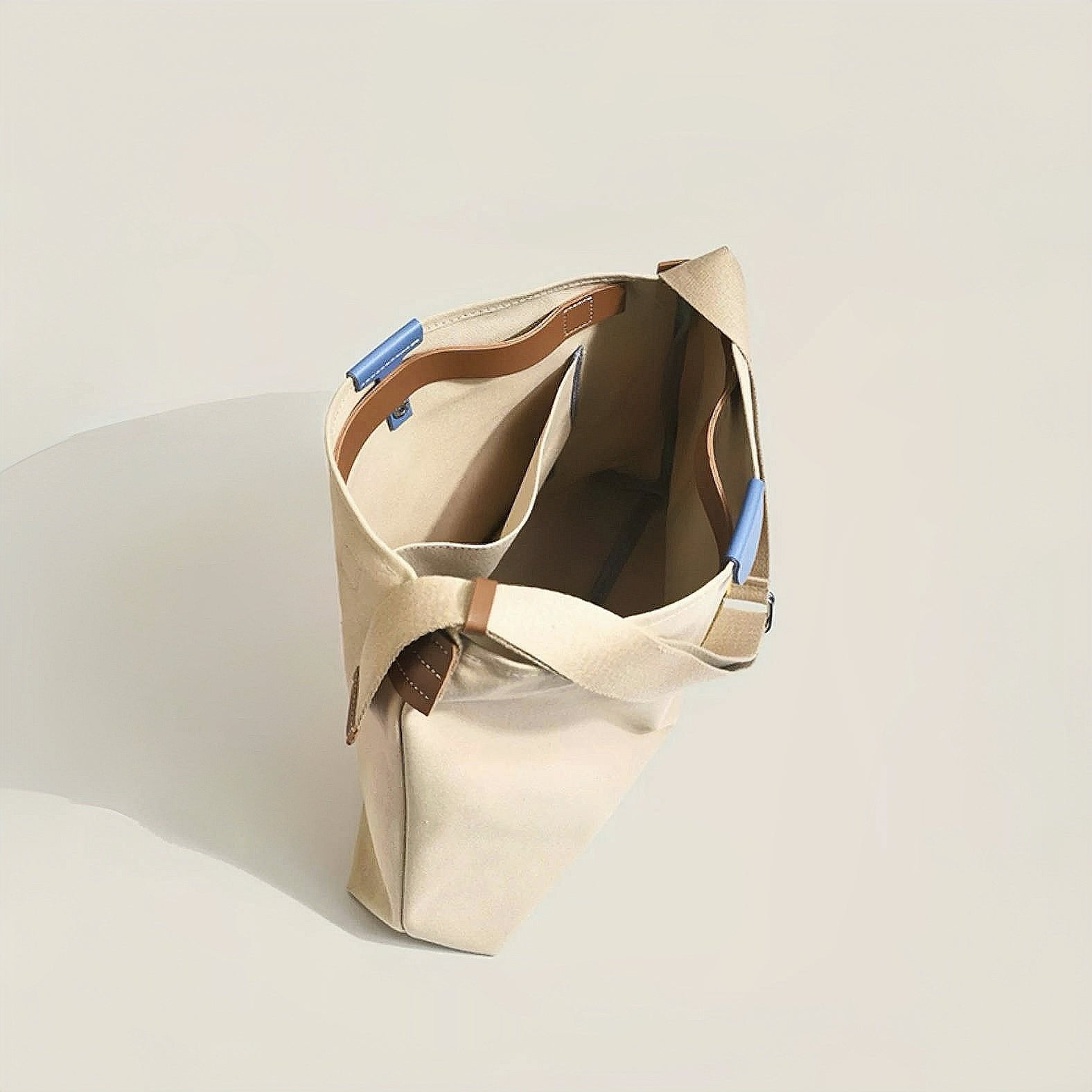 Hazel | Tragetasche aus Canvas mit Farbblockmuster 3