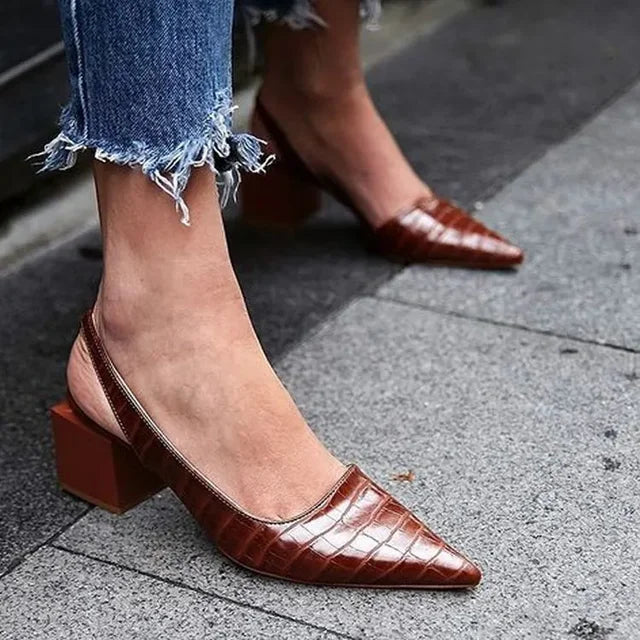 Heidi | Elegante, Bequeme Damen Pumps in Schwarz & Beige – Ideal für Business und Abendveranstaltungen 0