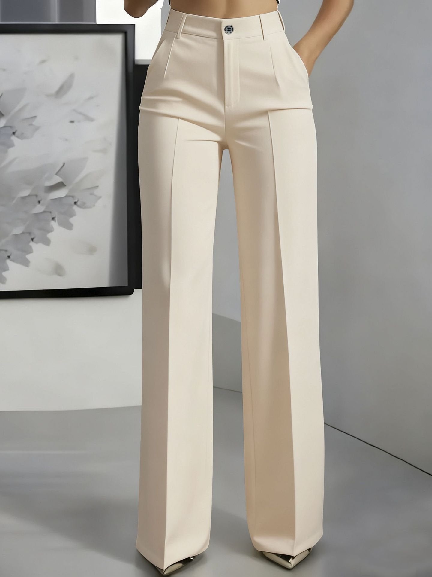 Iris | Elegante & Hochtaillierte Stoffhose Damen mit Weitem Bein 4