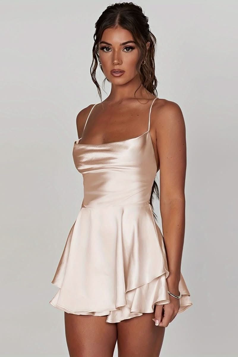 Lily | Glänzendes Cocktail-Minikleid aus Satin mit Rüschenrock 3