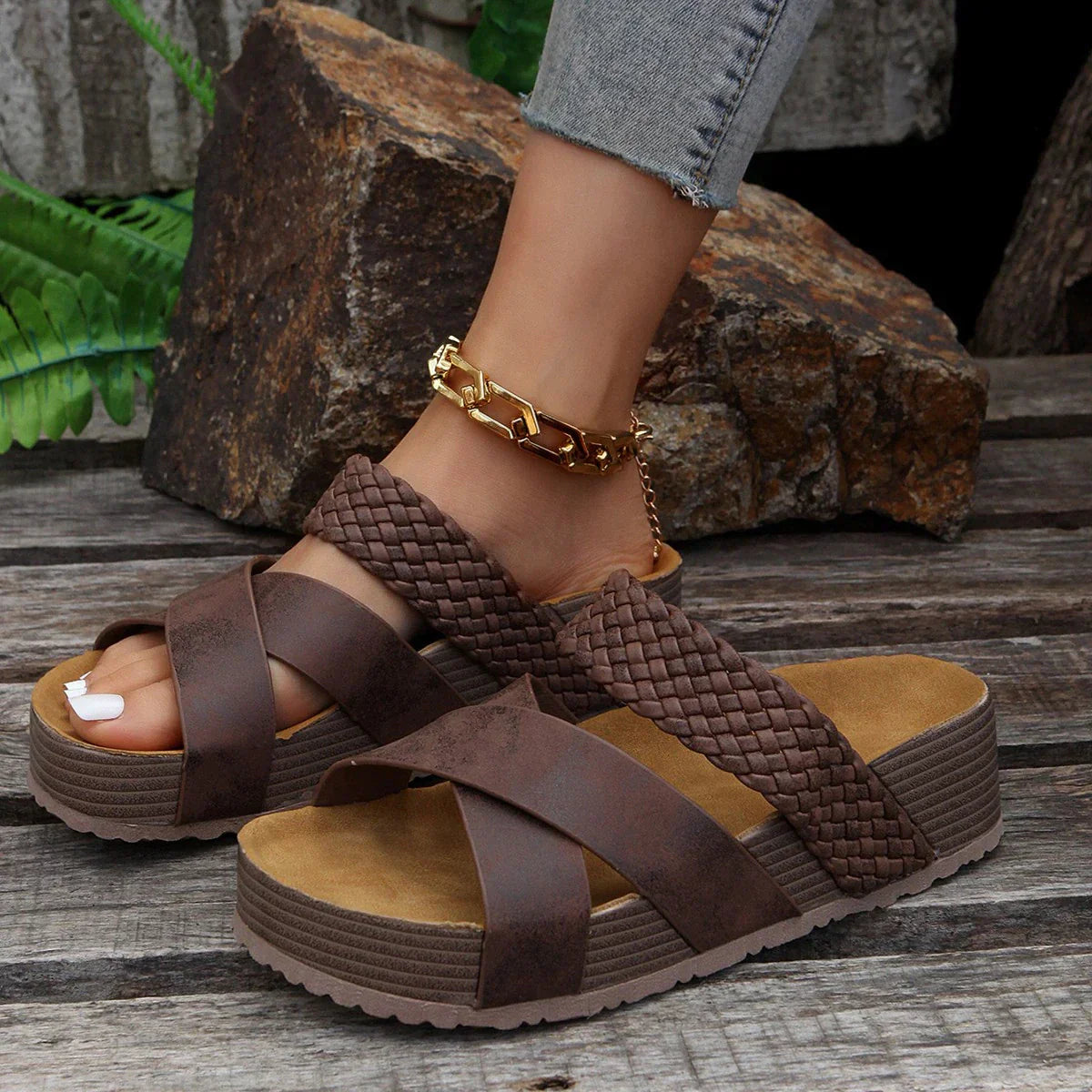 Madeline | Elegante orthopädische Sandalen mit niedrigem Absatz 0