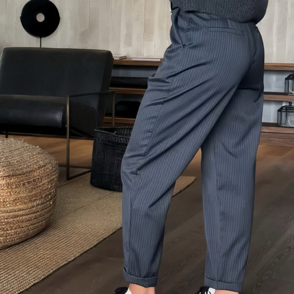 Mira | Elegante, Figurschmeichelnde Damenhose aus Hochwertigem Stoff 8