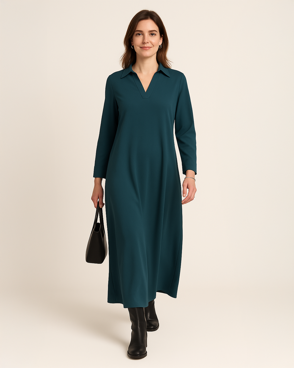 Locker geschnittenes Maxikleid mit Kragen und langen Ärmeln