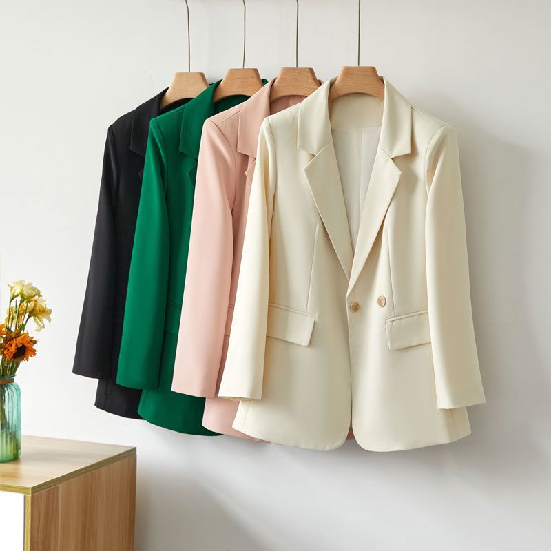 Karolin | Eleganter und vielseitiger Damen Langblazer