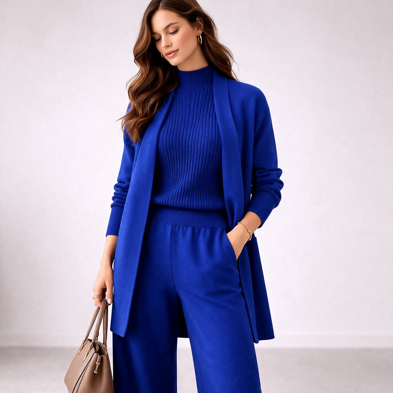 Olivia | Elegantes dreiteiliges Strick-Loungewear-Set 3
