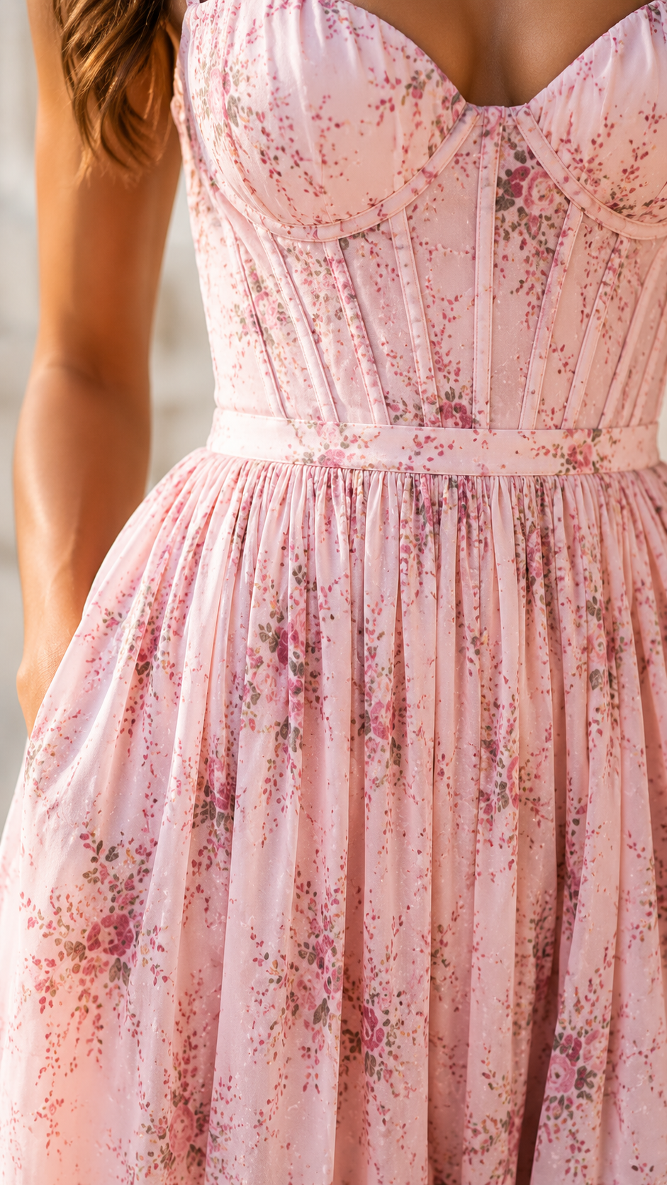 Queniva | Elegantes, Fließendes Maxikleid für Damen – Feminine Silhouette mit Blumenmuster 8
