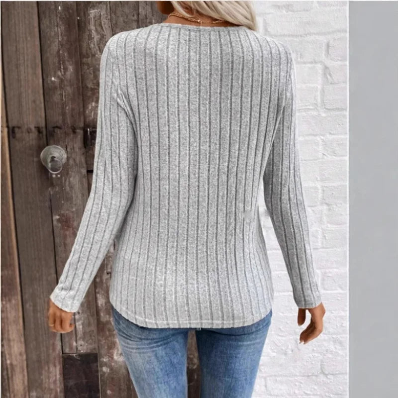 Quinn | Eleganter Pullover mit versenkten Streifen 4