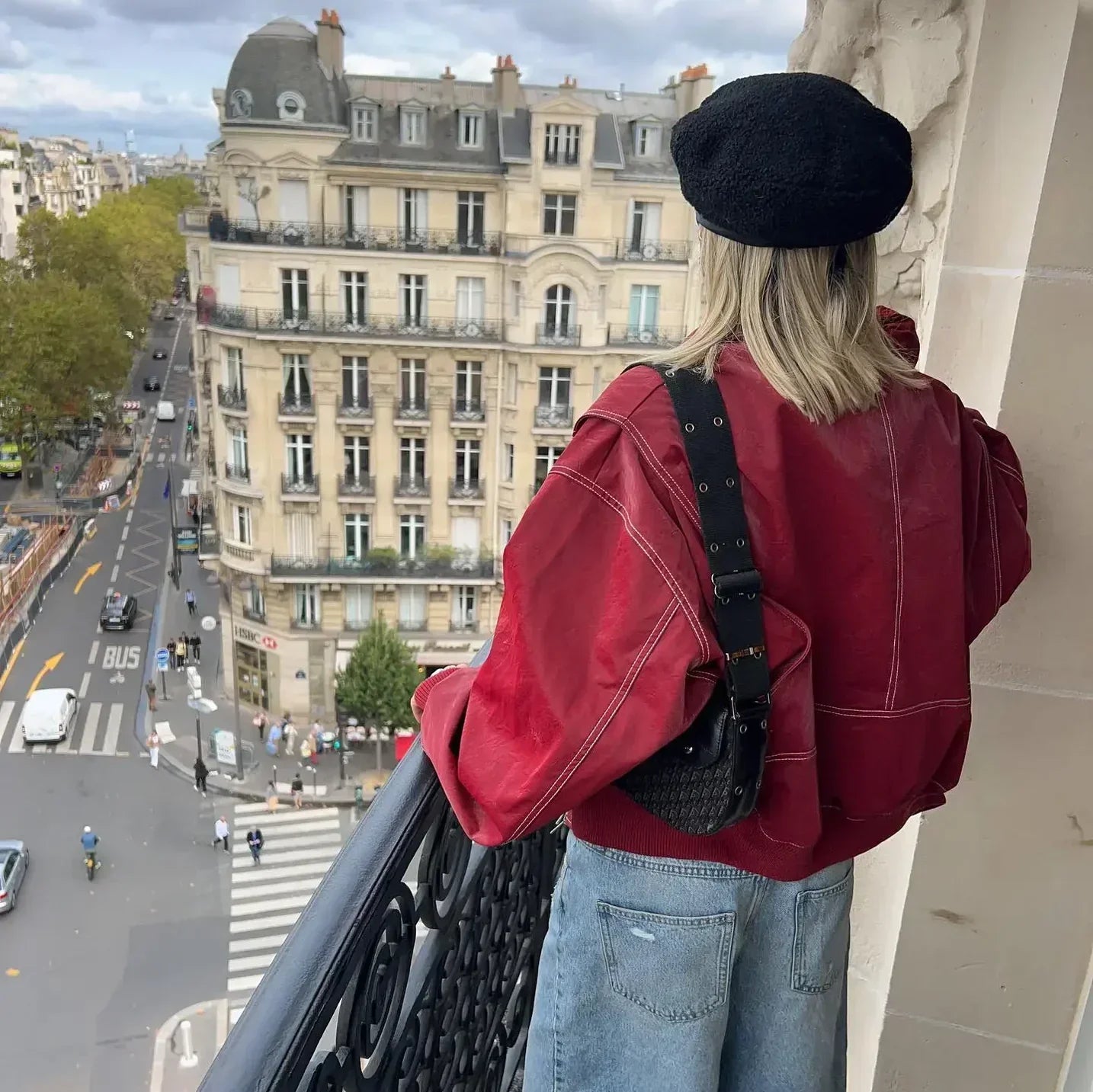 Ravena | Trendige, Lässige & Hochwertige Rote Oversize-Jacke 6