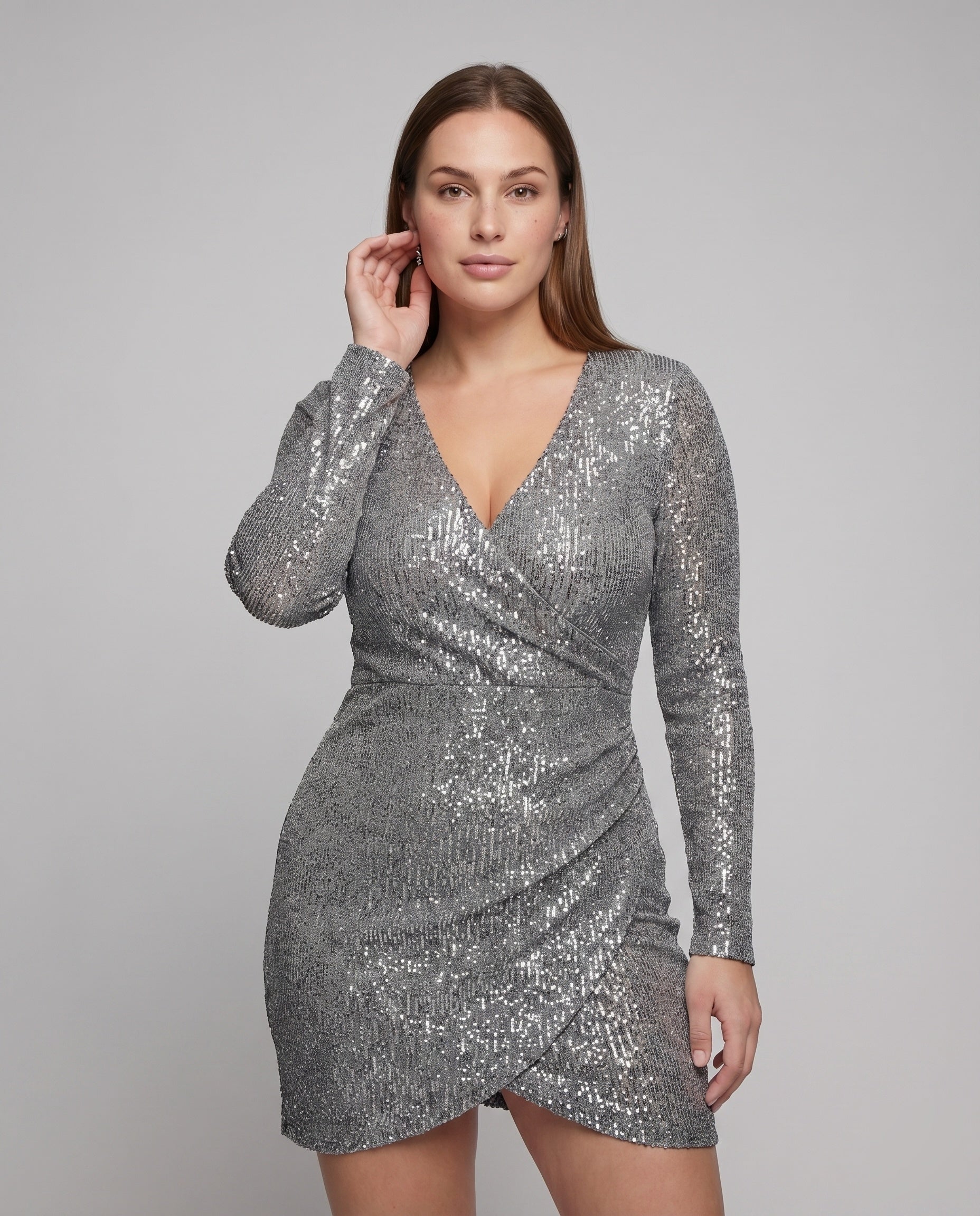 Riva | Minikleid Wickel-Detail Figurbetont Elegant Party Look 2