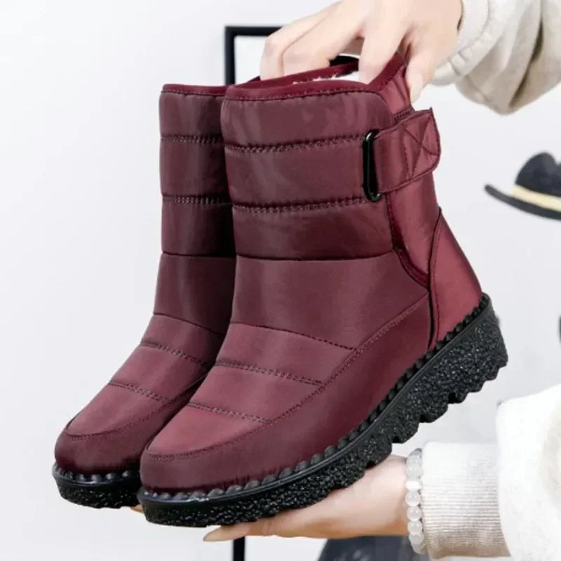 Sophia | Stilvolle und wasserdichte Winterstiefel 0
