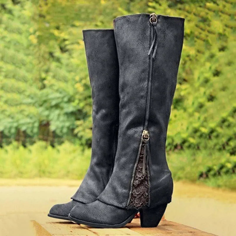 Victoria | Elegante kniehohe Stiefel mit Blockabsatz 1