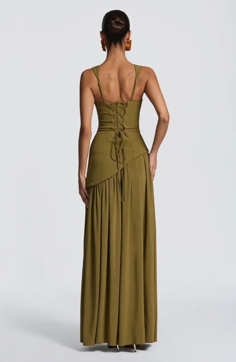 Victoria | Glamouröses Maxikleid mit eckigem Ausschnitt 5