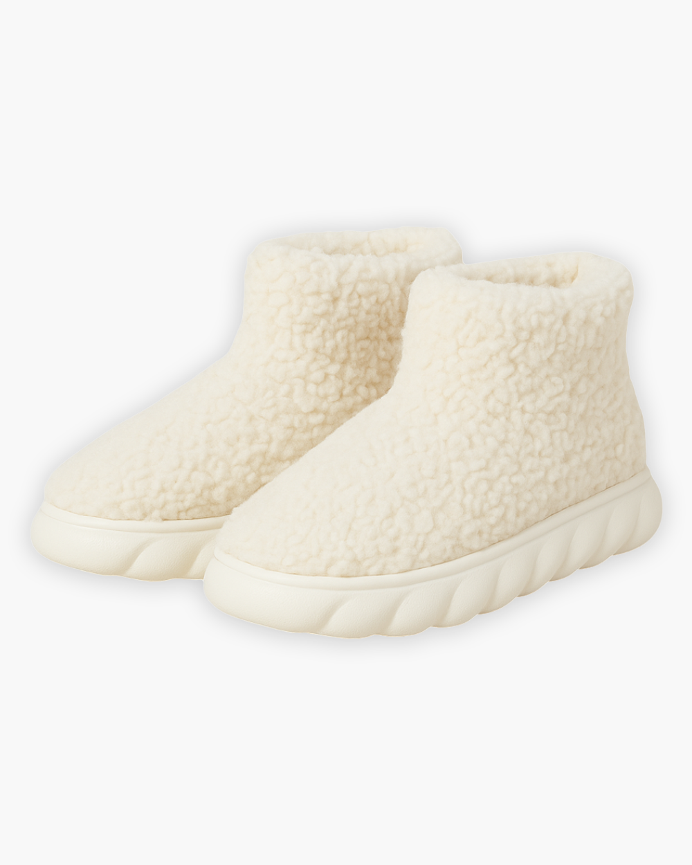 Kuschelige Hausschuhe mit warmer Fütterung