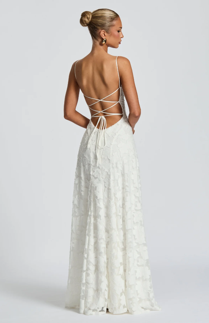 Zelira | Elegantes Maxikleid Festlich mit Spitzen-Details 5