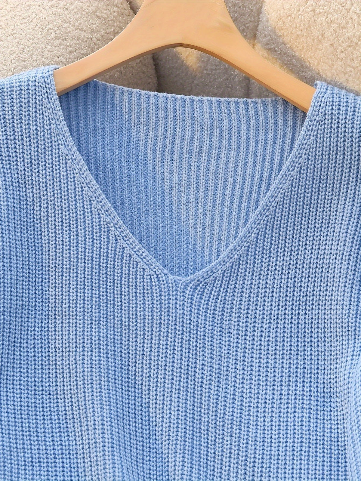 Verity | Ribbed V-Neck Sweater – Elegantes Design für Damen