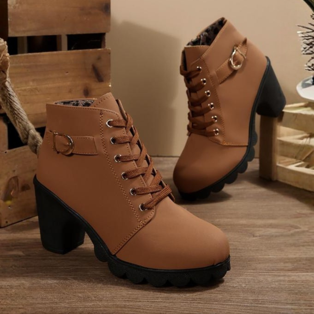 Claudia | Moderne Schnür Blockabsatz Stiefeletten mit Profilsohle