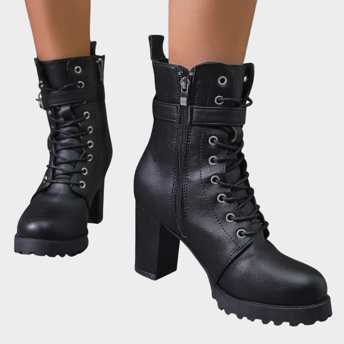 Madison | Markante Combat Stiefeletten mit Blockabsatz und Schnallenriemen