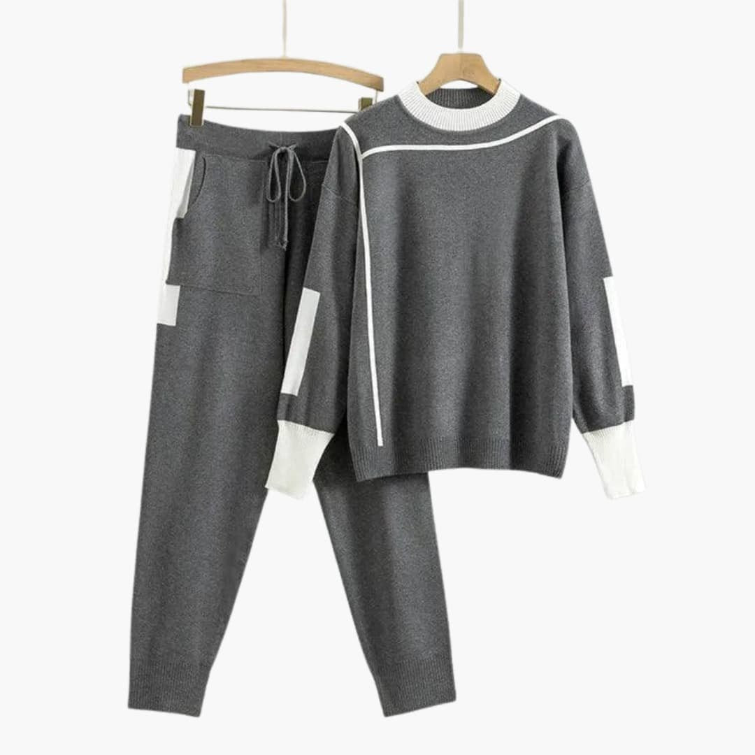 Selene | Two-Piece Sweater Set – Long Sleeves with High-Neck Collar for Women