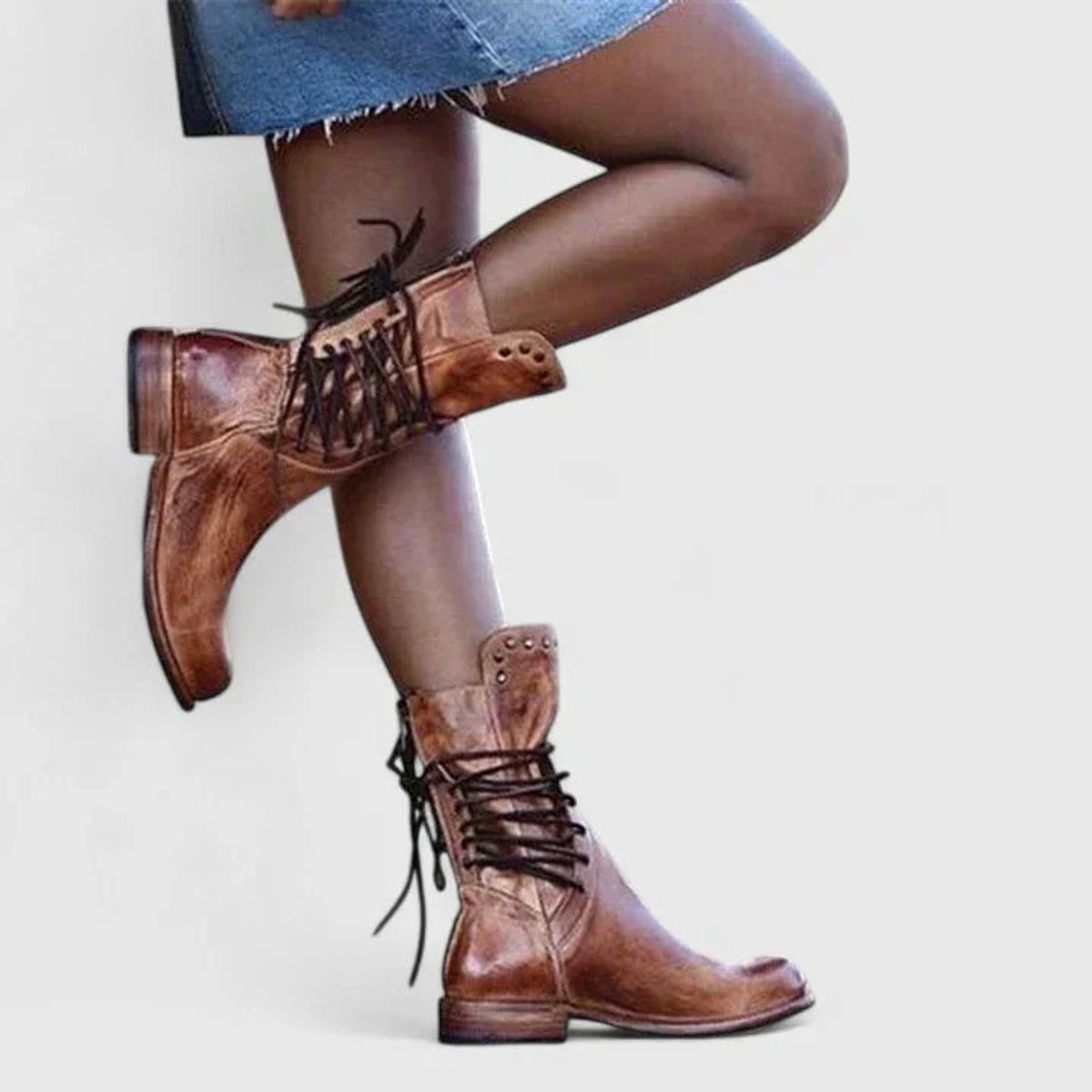 Karolin | Stilvolle und vintage kniehohe Schnürstiefel