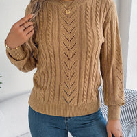 Laura | Klassischer und Kuscheliger Kabelstrick Strickpullover mit Rundhalsausschnitt