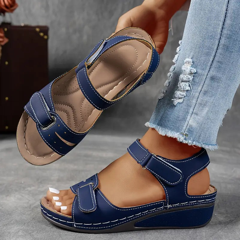 Amelia | Elegante und stilvolle Keilabsatz Sandalen