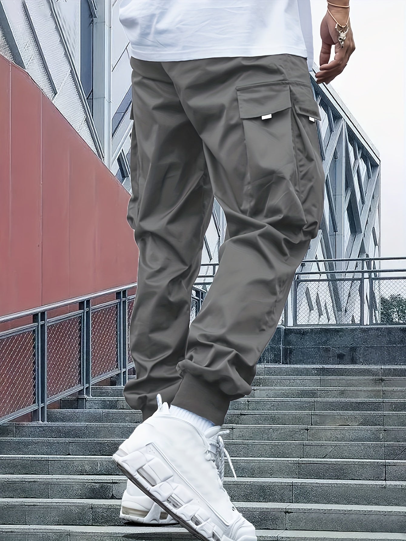 Julian | Bequeme und stylische Cargo Jogger Hose