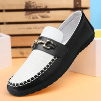 Robert | Klassische and elegante Herren Slip-On Loafer mit Metallakzent