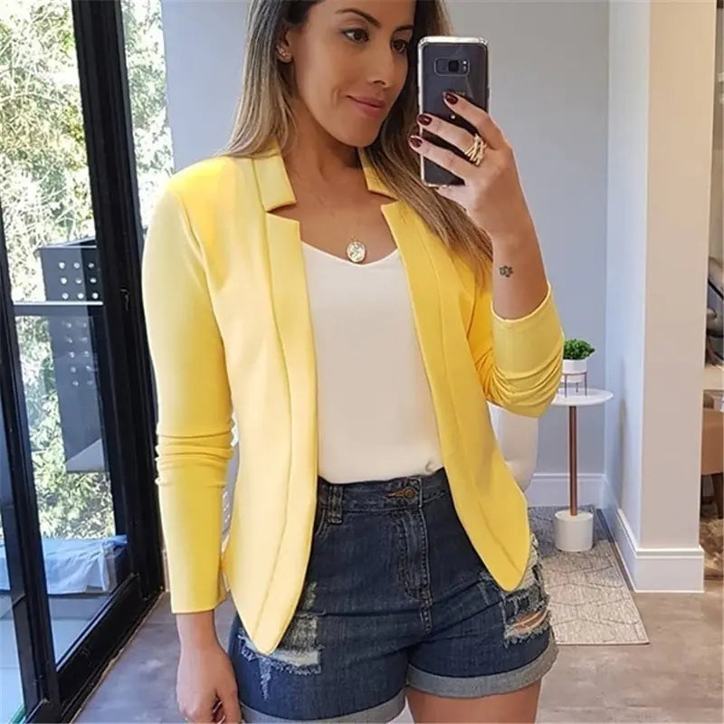 Sara | Eleganter und drapierter Blazer mit Gürtel