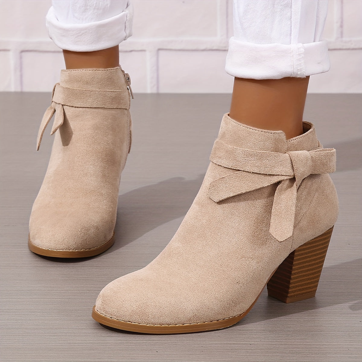 Valerie | Feminine Stiefeletten mit Blockabsatz und Schleifendetail