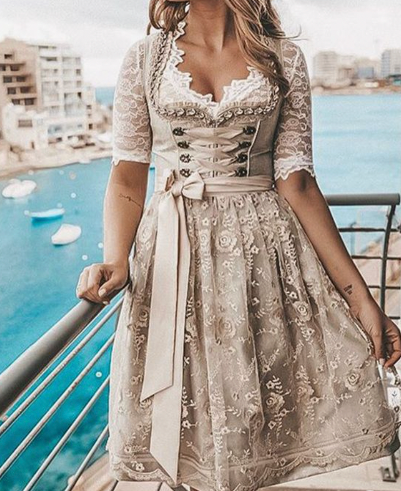 Katrin | Elegantes und modernes Oktoberfest Kleid