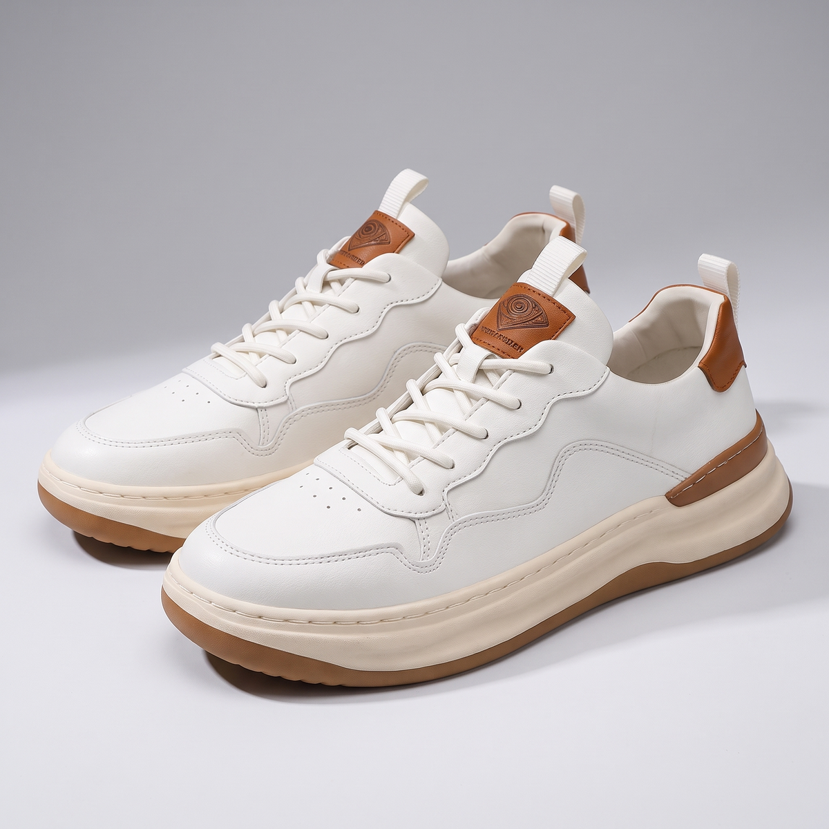 Hudson | Leder Sneakers – Eleganz und Alltagskomfort
