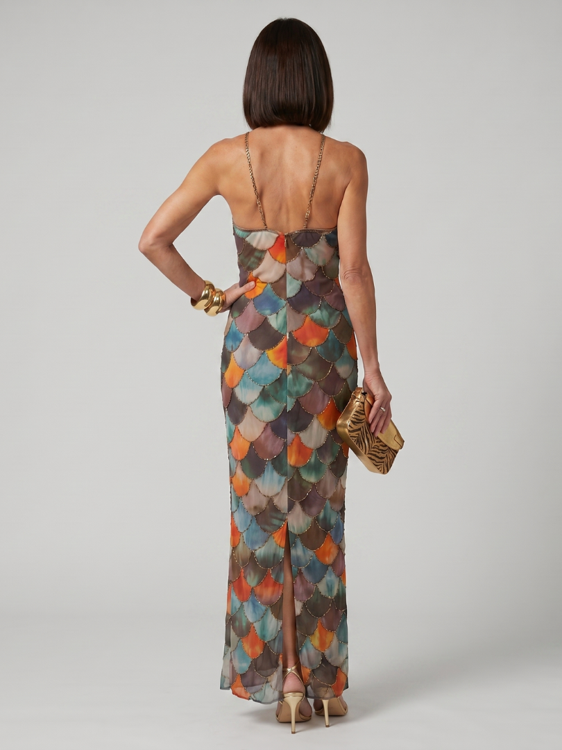 Larkin | Maxi Dress – Fitted Multicolor Scale Pattern