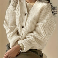 Sandra | Kuschelige grob gestrickte Strickjacke mit Zopfmuster zum Layern