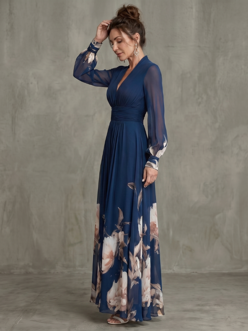 Ziva | Maxi Dress mit Plisseefalten und transparenten Ärmeln