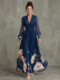 Amelie | Elegantes und fließendes Maxikleid mit Plisseerock